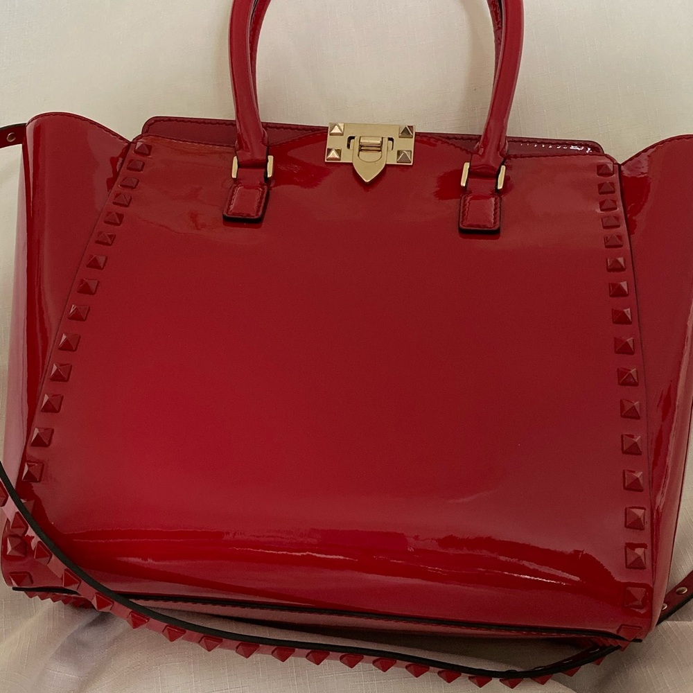 Valentino Rockstud Red Patent Leather Handbag/Tote